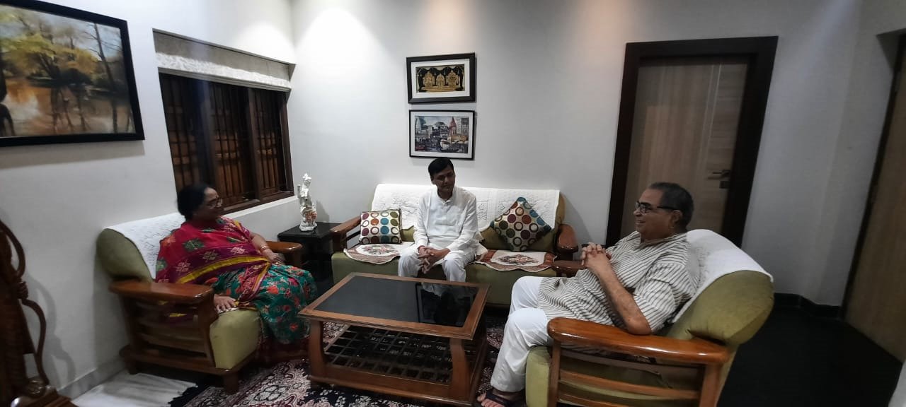ପ୍ରାକ୍ତନ କେନ୍ଦ୍ରମନ୍ତ୍ରୀ ଡ଼ ଦେବେନ୍ଦ୍ର ପ୍ରଧାନଙ୍କୁ ଭେଟିଲେ ଗୃହ ରାଷ୍ଟ୍ରମନ୍ତ୍ରୀ ନିତ୍ୟାନନ୍ଦ ରାୟ
