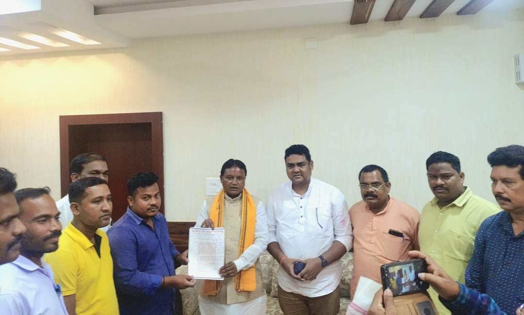 ପ୍ରଦୂଷଣ ସମସ୍ୟା ନେଇ ପିଏସି କମିଟିଙ୍କୁ ଭେଟି ଦାବି ଜଣାଇଲା ବିଜେପି