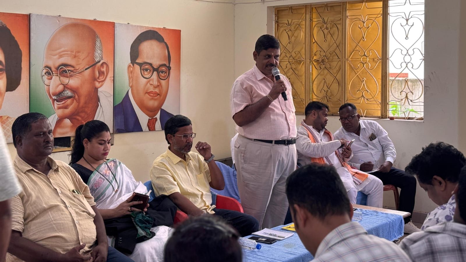 ଭୋଟ୍ ଚୋରି ସମ୍ପର୍କିତ ଅନୁଗୋଳ ଜିଲ୍ଲା କଂଗ୍ରେସ ପକ୍ଷରୁ ସାମ୍ବାଦିକ ସମ୍ମିଳନୀ