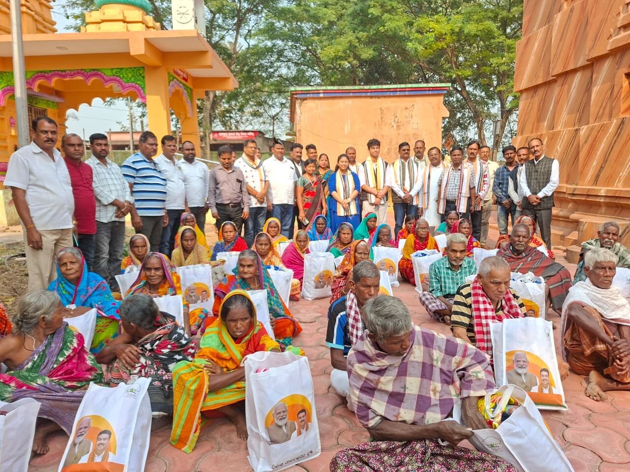 ଦୁର୍ଗମ ଇଲାକାରେ ବିକାଶ ଫାଉଣ୍ଡେସନ ଟ୍ରଷ୍ଟର ଜନ କଲ୍ୟାଣକାରୀ କାର୍ଯ୍ୟକ୍ରମ